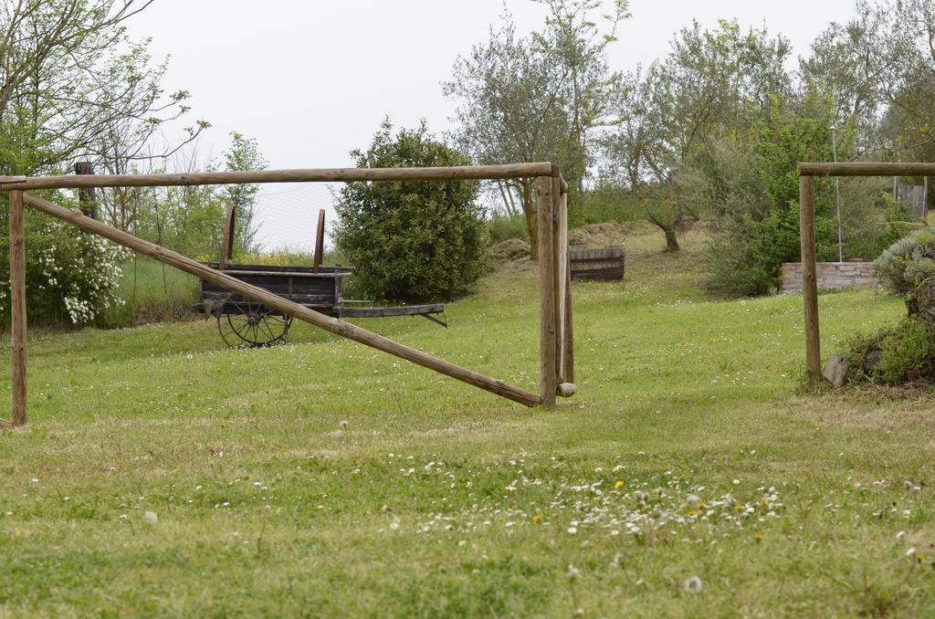 Agriturismo Poggio Ai Grilli Gambassi Terme Ngoại thất bức ảnh